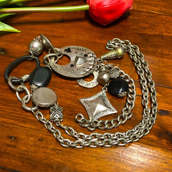☀️ Silver and Black Chunky Boho Necklace 21” Length - Picture 5 of 8